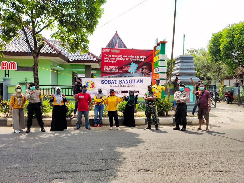 BAGI 1,000 MASKER BERSAMA SOBAT BANGILAN